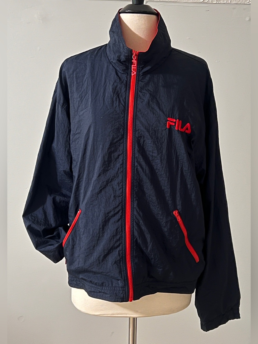 Vintage FILA Navy Red Nylon Windbreaker Jacket Full Zip XL